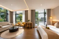 Xingyi Baomu Mountain Wild Homestay (Fenglin Buyi) - 2 Yıldız