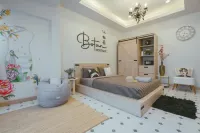 Botan Boutique Hotel - Bed and Breakfasts