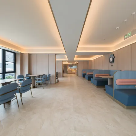 Hanting Hotel (Shengzhou Xinchang Station Branch)