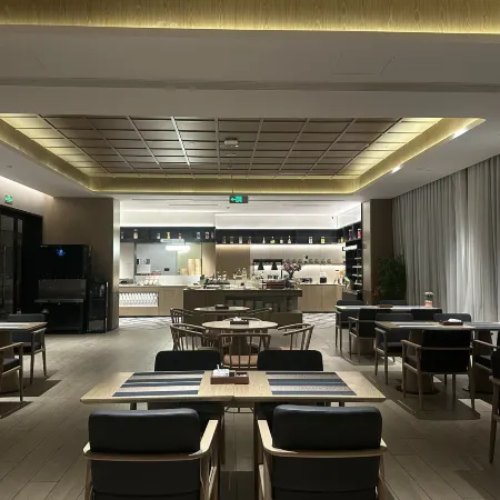 BORRNAN Hotel Mangya