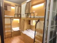 Qianye Xiaozhu Hostel (The Mixc) - New