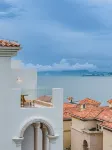 Mansong Blue Island Yijing Scenic Vacation Homestay (Shenzhen Nan'ao) - Private Pools