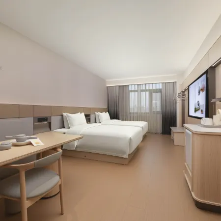 JI Hotel (Lianyungang Crystal Park Donghai Pedestrian Street)