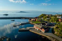 Astra Whale - Waterfront Boutique Hostel in Lofoten - 3-stjärniga