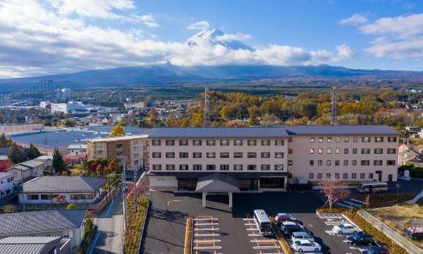 Fujikawaguchiko Resort Hotel