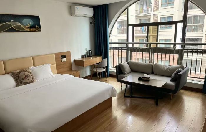 Julong Business Hotel