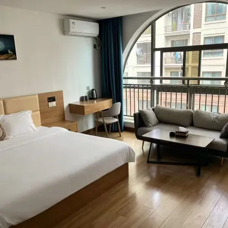 Julong Business Hotel