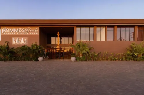 NOMMOS Beach RESORT & POOL CLUB - Beach resorts
