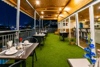 Sparrow Elements Boutique Near Mg Marg - Bares
