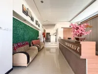 RedDoorz @ Harvest Hotel Lippo Mall Kupang - 2 stelle