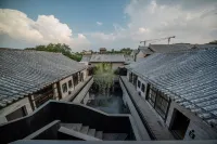 Ye Jian Hot Springs Resort Courtyard (Xinzhou Ancient City) - balcone