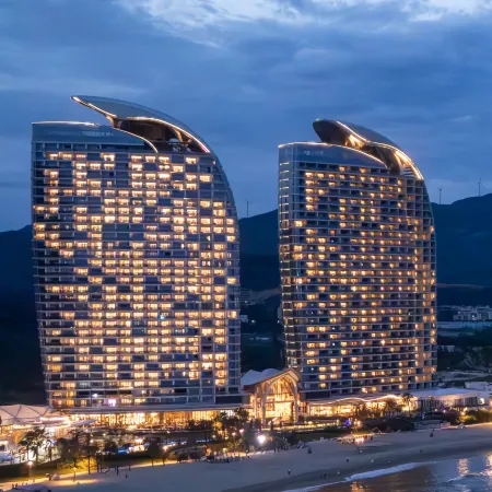 Salt Crystal Hotel By RìChū