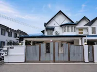 Kelana Jaya Landed 22 Pax - Racing Game & Karaoke - near SS2 & Mid Valley - Villas