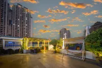 Sweeting Hotel (Fengdu Ghost City Branch) - parking