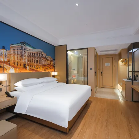 Vienna International Hotel (Shanxian Huxi Park)