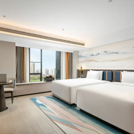 MEHOOD LESTIE Hotel (Maoming High-speed Railway Station)