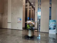 Sumei Movie Hotel (Zhengzhou East Railway Station East Square Huaren New Era Plaza)