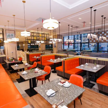 Vienna International Hotel(Haikou East Railway Station& Longfor Paradise Walk Hotel)