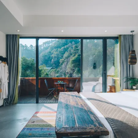 Feihua Inn