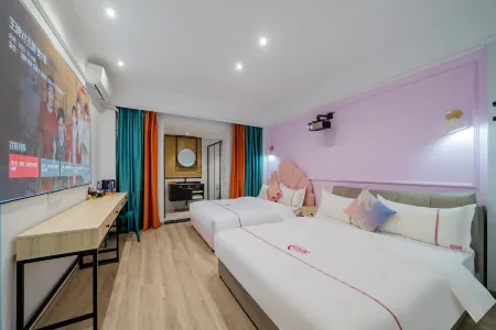 I Love U Star Hotel