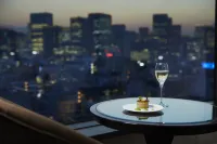 ロイヤルパークホテル