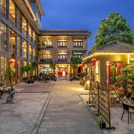 Yinkai Zhuyuan B&B Anshun West Railway Station Olympic Sports Center
