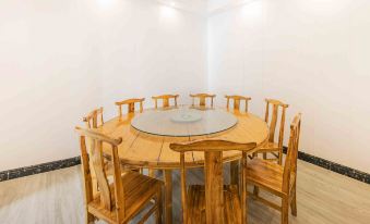 Jixi Xiaoyuan Homestay (Anji Longwangshan Drifting Store)