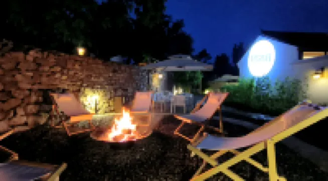 北京凡與不凡私湯民宿（古北口水鎮景區店）