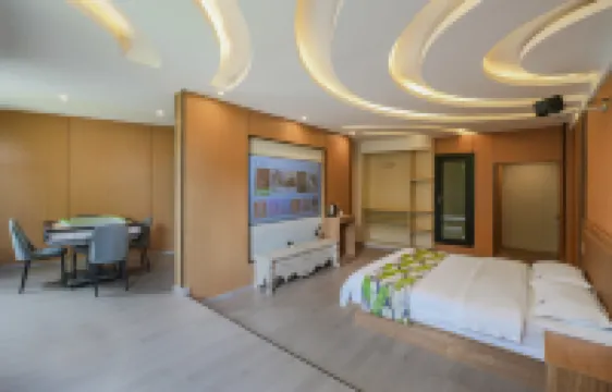 Pujin Garden Hot Spring Hotel (Mile Huquan)