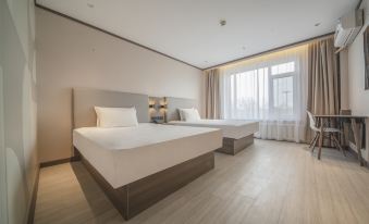 HanTing Hotel (Shenyang Lingxi Subway Station)