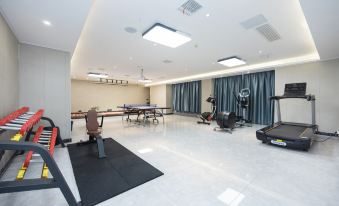 Haiyan Sanyin Gaokong Hotel