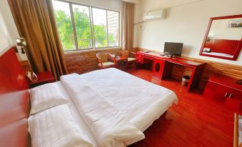 Happy Coke Hotel (Hezhou College)
