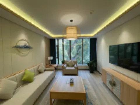 Urumqi Yizhongyuan Hotel (Hongshan People's Park Branch)