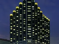 Furama City Centre Hotels near Chinatown Point