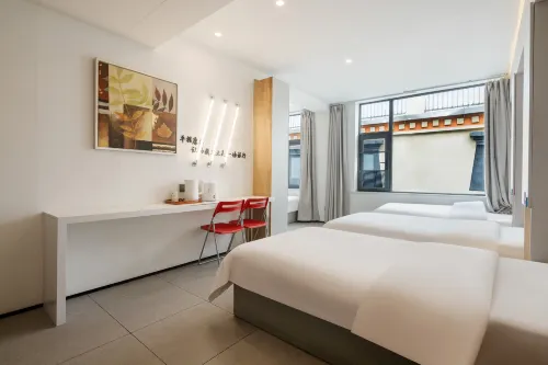 Kangsang Youth Hostel (Potala Palace Jokhang Temple)