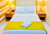 RedDoorz Plus @ ABC Landmark Hotel Hotels in 