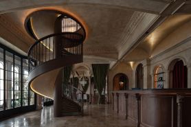 Unique Hotel (Changsha Wuyi Square IFS International Finance Center Branch)