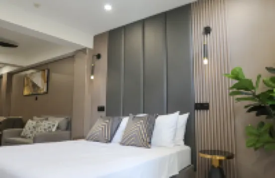 301 Studio & Suites by Recharge Residences