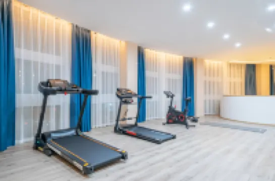 Skyscraper Hotel (Huangyan Jiufeng Park)