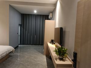 Convenient Hotel Donglan Shuya