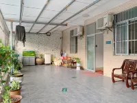 Raoping Friendship Apartment