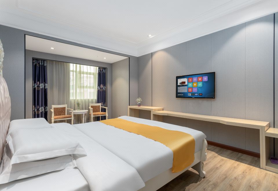 Wanshihao Hotel (Daxin Lighting Wholesale Center) - Housity