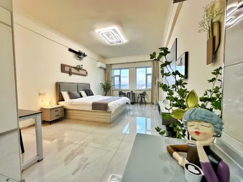 Everlasting Light Luxury Self-service Viewing Homestay (Hunchun Lantian Building)