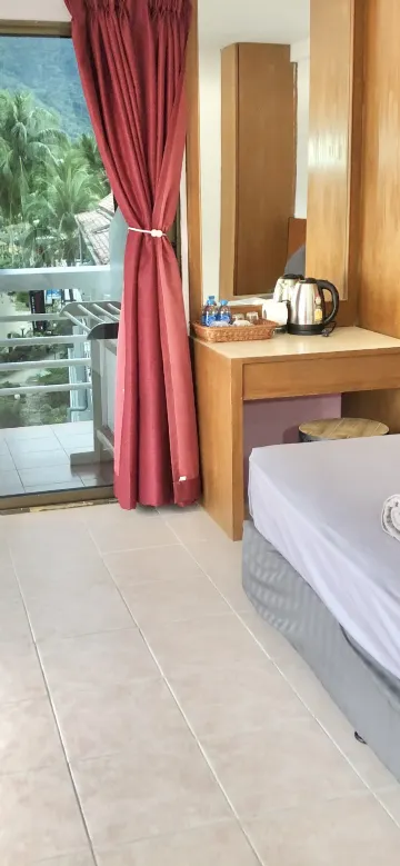 ห้องสุพีเรียร์เตียงคิงไซส์พร้อมระเบียง