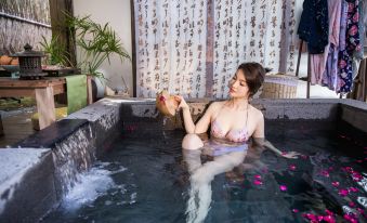 Suitetrails - Moganshan Shenghuoli Garden Hot Spring Homestay