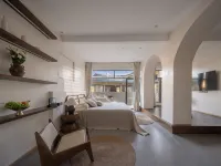 Shangri La Shanye Old Residence Homestay