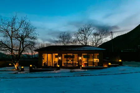 Beijing Jungle Wild Luxury Resort Отели рядом с достопримечательностью «Changping Yanshou Temple»