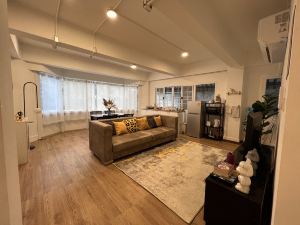 Hidden Gems in China Town, 2 Bedrooms