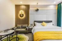 Liman Famous Apartment (Guangzhou Tianhecheng Huangcun Subway Station) Hotels near Tianhe Children's Park