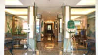 LUN Hotel Manado Hotels in Singkil